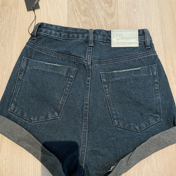 NWT One teaspoon high waisted bandits shorts - Picture 3 of 4